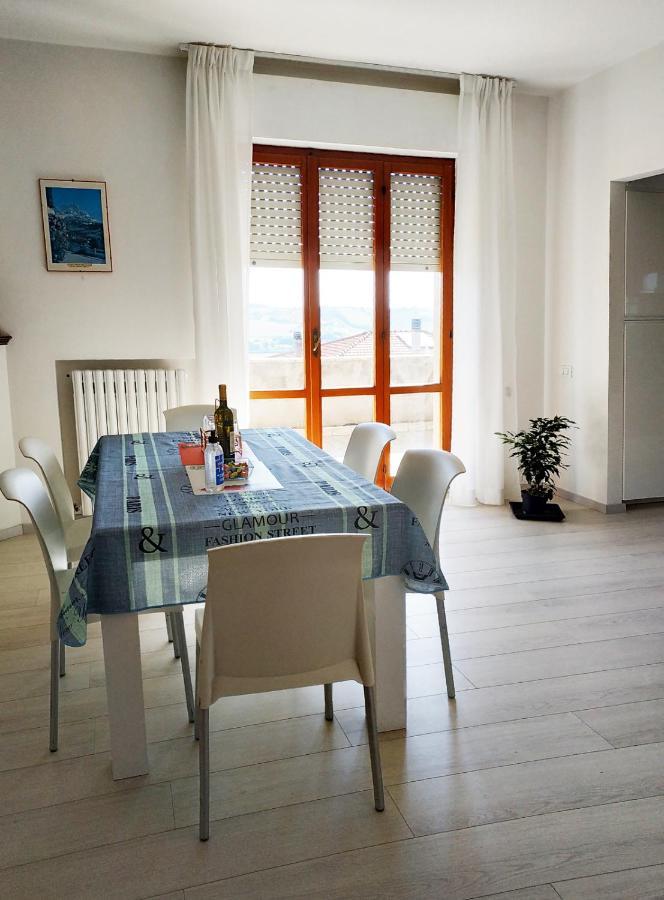 Conero Apartment Кастелфидардо Екстериор снимка
