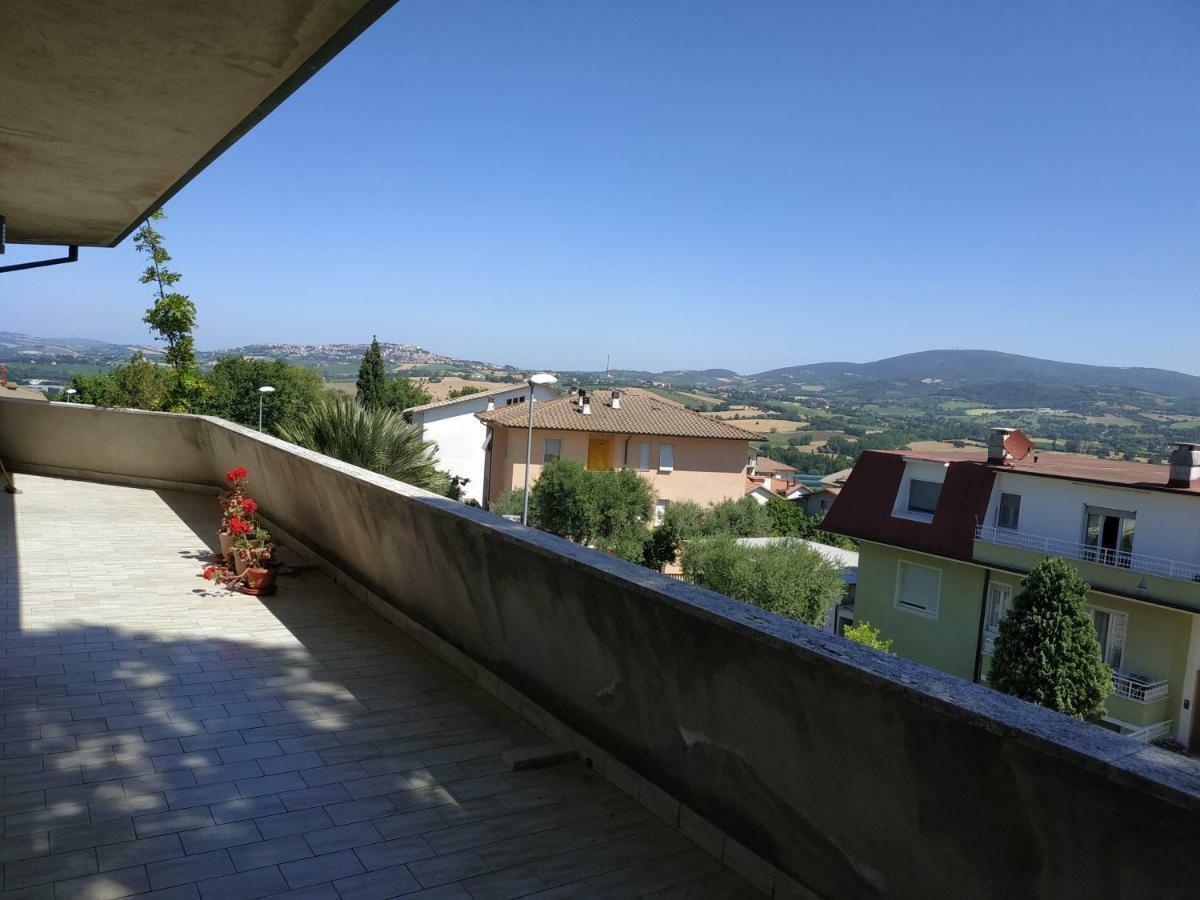 Conero Apartment Кастелфидардо Екстериор снимка